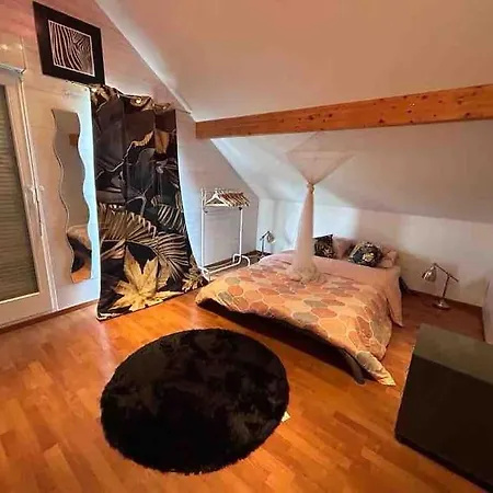 Holiday home Country *